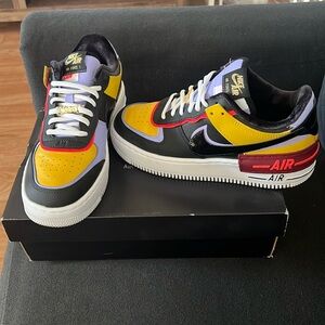 **LIKE NEW w/original box**